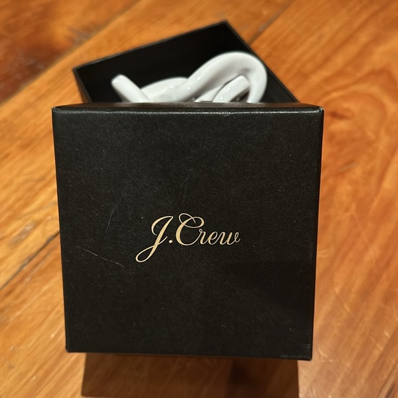 Chunky white chain necklace (J Crew) - Picture 3 of 3